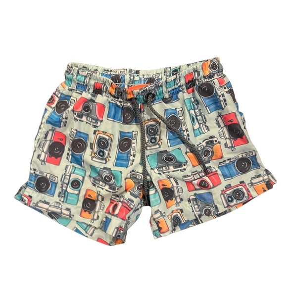 Sunuva Boys Camera swim trunks size 2/3 excellent condition barely worn - Picture 1 of 2